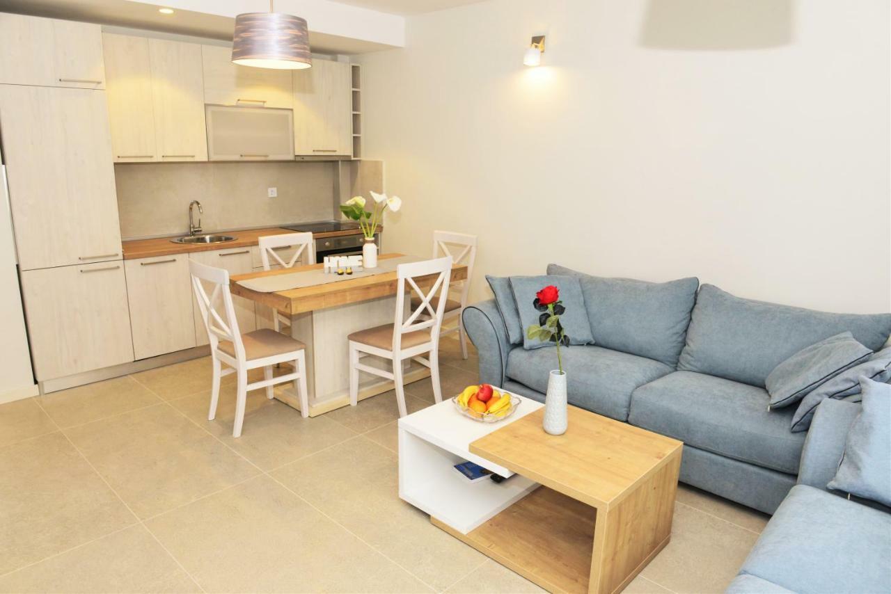 Ralux Apartman Тиват Экстерьер фото