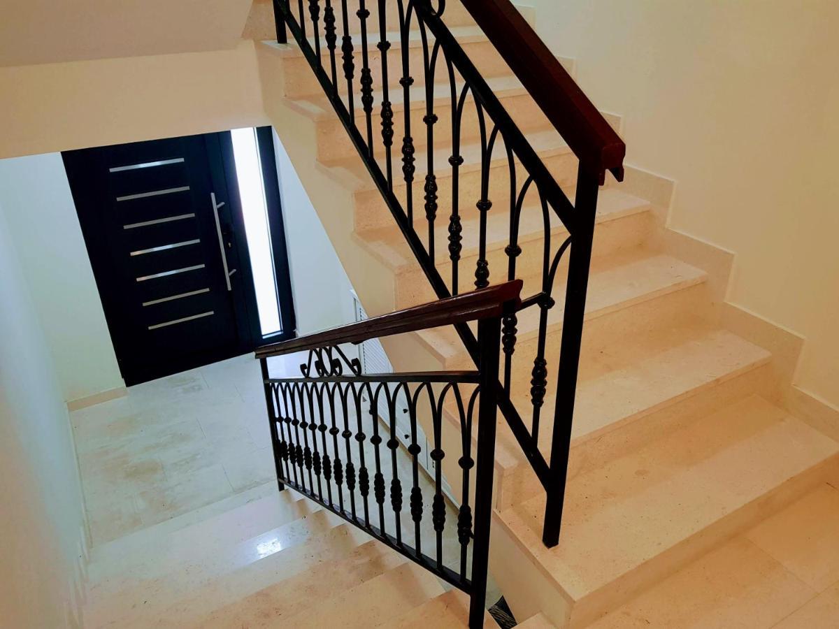 Ralux Apartman Тиват Экстерьер фото