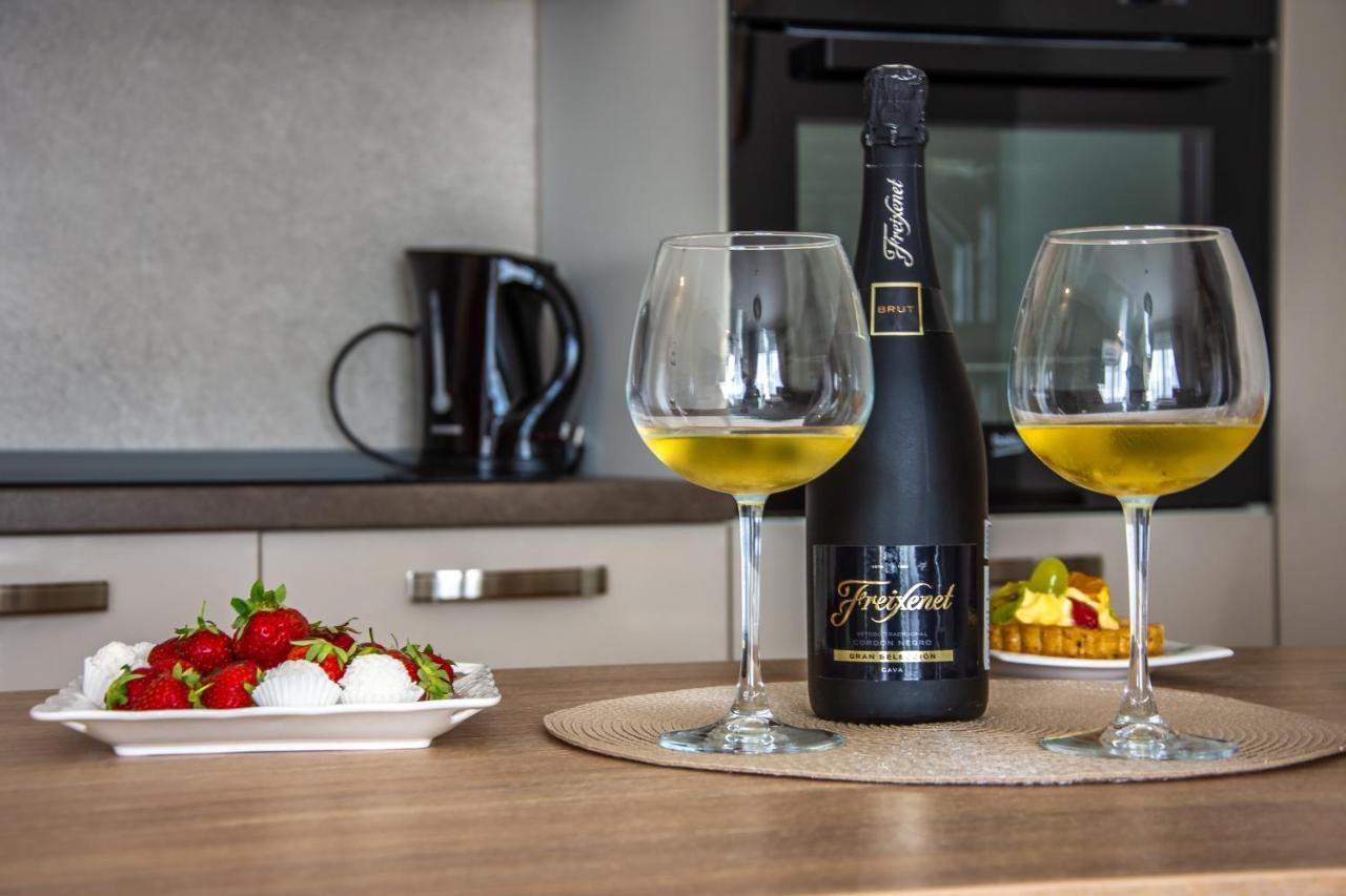 Ralux Apartman Тиват Экстерьер фото